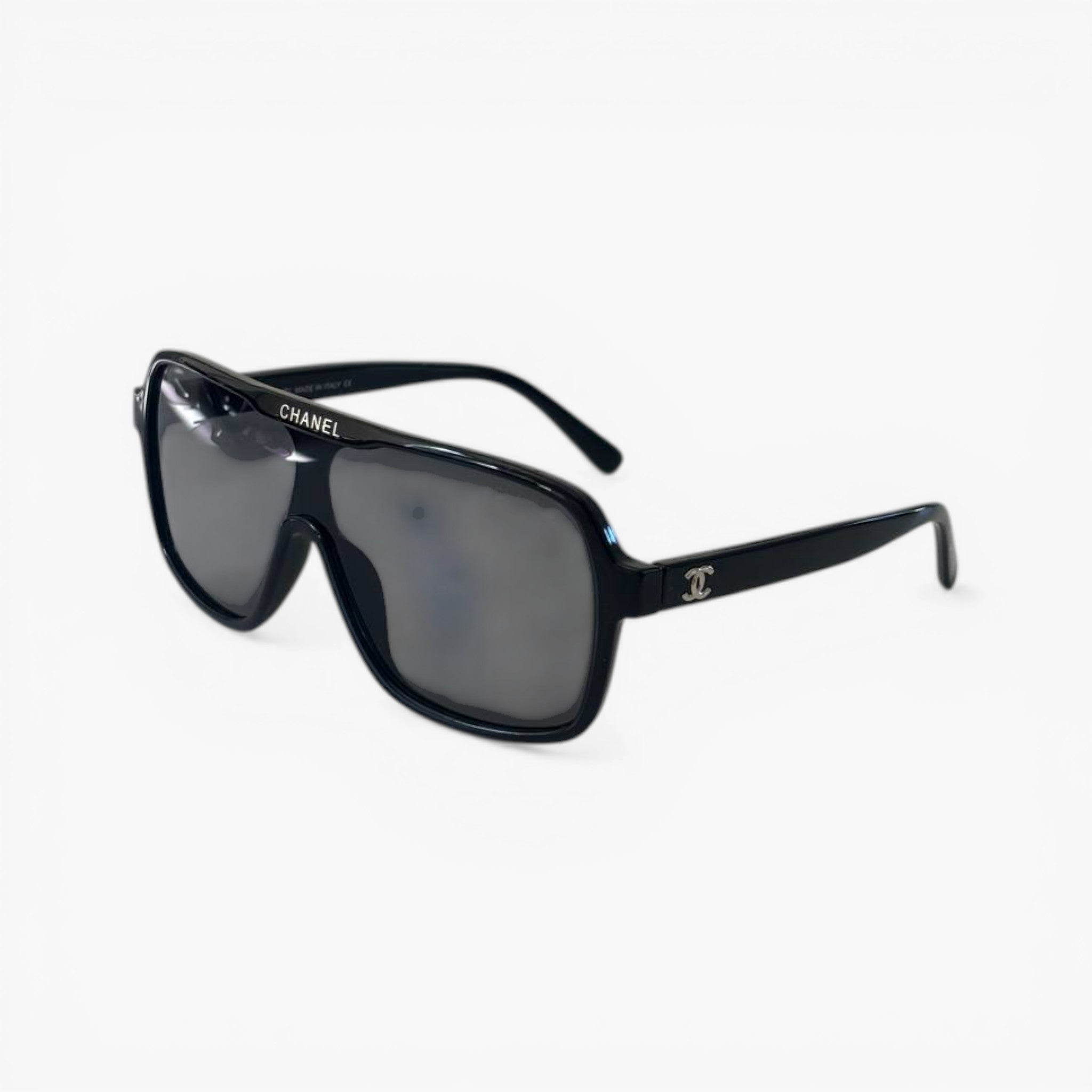 Designer style sunglasses