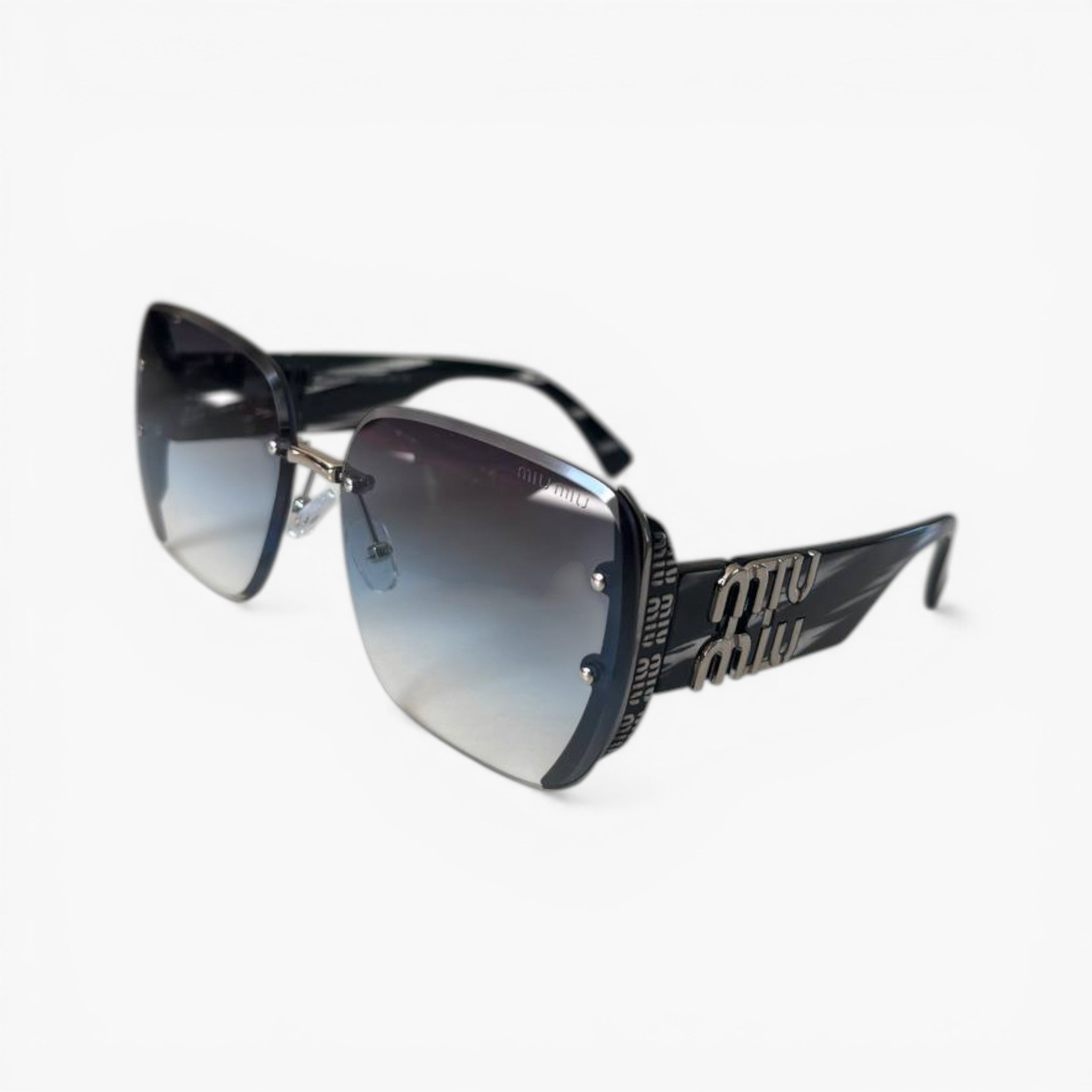 Designer style sunglasses